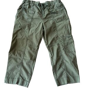 ANTHROPOLOGIE Pilcro Green Cropped Cargo Pants